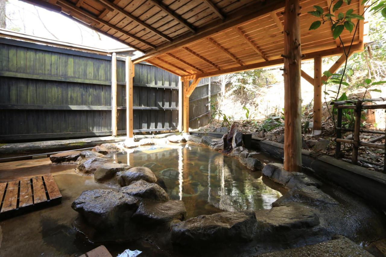 Kurasako Onsen Sakura Villa Minamioguni Exterior photo